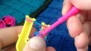 Осьминожка из резинок на рогатке для начинающих