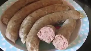 Haga usted mismo la salchicha de hígado: ¡maravillosa, picante, simplemente deliciosa!