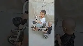 Jasurbek va Saloxiddin sayr qilishmoqda