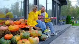 Love story from Autumn and Halloween