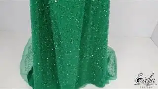 Dantela verde intens cu margele