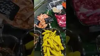 Немного цены в Абхазии,Новая Гагра.Один из магазинов.