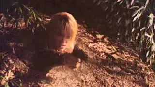 V.I.P (1998 TV Series) ~ Belinda Huesman Quicksand Submersion