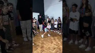 LA CONSIGNA ERA IMPROVISAR UNA CANCIÓN QUE NO CONOCÍAN😱