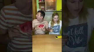 Що він їсть🤫 Gimiky Show #shorts