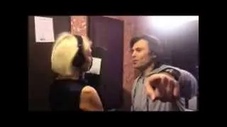 Ведущие "Першого" канала записали шлягер для телезрителей Украины!