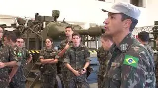 Visita a organizações militares em Santa Maria (RS)