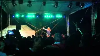 Zalatnay Sarolta - Nem vagyok én  apáca (Győr, II. Tóparty Családi nap 2015.08.01.)