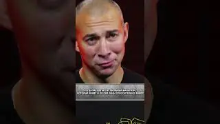 Фанаты поют советский хит