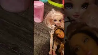 The dolls are doing a party in their house Part 1!