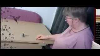 Naaitafelblad voor op het bed fixen.