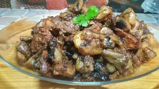 М'ясо з чорносливом, грибами та овочами. Дуже смачно!!!