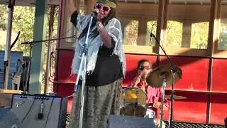 Miz Dee: Take Me To The River