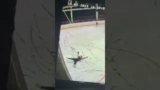 Такое падение может снять только скрытая камера 😬😵‍💫 #фигурноекатание