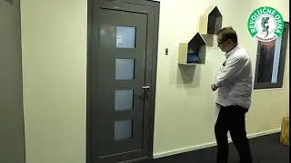 Revolučné okná - dverové kovanie Genius