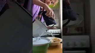 МАМА лапша том ям и чикен карри 🍛🍤🍜