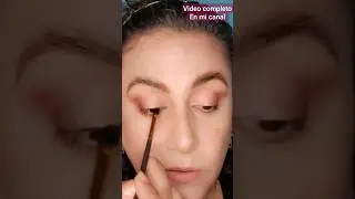 Maquillaje para párpados caídos.  Video completo en mi canal.  