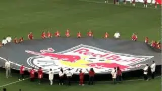 Getter Jaani singing National Anthem at New York R