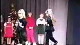 Taylor & Tori Thompson - Christmas 2004