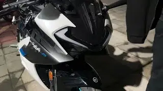 CFMOTO's first three-cylinder bike, 675SR - R static detailed introduction.
