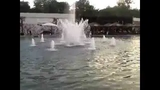 Музыкальный фонтан в Аркадии