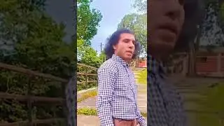 Перс танцует и поëт