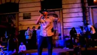 MC Bobo Intro & O zi de vara Live 2013 08 17 21 26 23 La dolce far niente