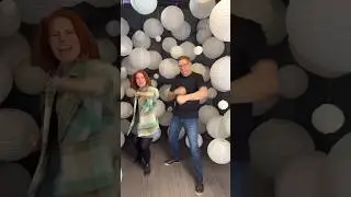 девочки тоже занимаются кунг фу! 