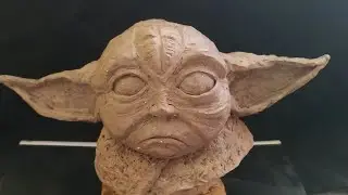Малыш Йода из пластилина.