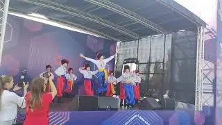 Козачата танец