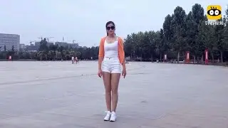 Dance in sneakers 🔥 beauty Qingqing