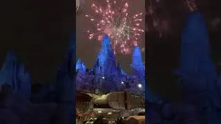 Star Wars Land Fireworks 6
