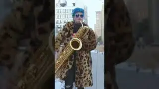 shoutout to that guy for matching our energy 🙌 #2saxy #weare2saxy #highline