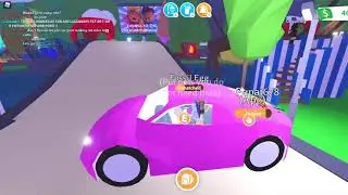 I'm Finally adopted pets with friends(Adopt me Roblox)