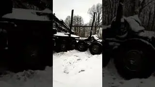 Урал лесовоз буксует