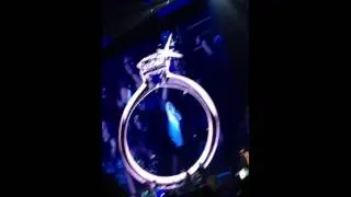 Miley Cyrus - Adore You - Bangerz Tour Nashville