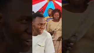 Tunaliinua jina la Yesu kwa nguvu zetu