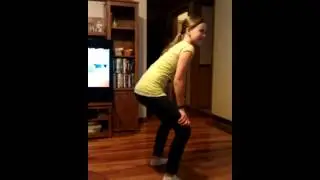 White girl Twerking