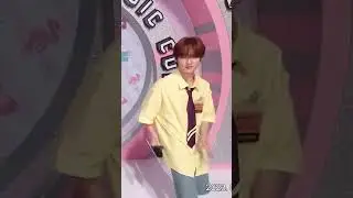 Lee Know dancing to JIHYO’s Killin’ Me Good