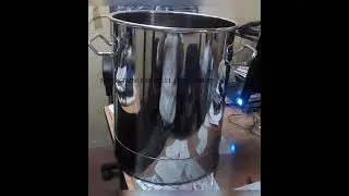 Stainless Steel Container with Toggle Clamp