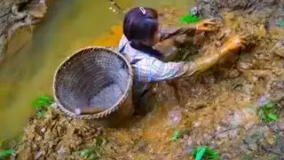 Thai Girl Stuck In Mud ~ Timelapse Escape