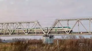 Stadler  follows the railway bridge