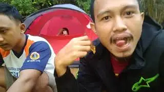 Camping di pantai wohkudu (KENANG KENANGAN PRIBADI)