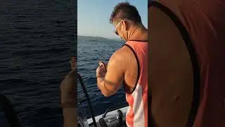 Balık silikonu parçaladı. #balık #jigging #amt165r #balıkavıvideoları
