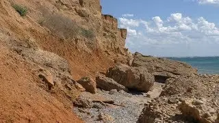 Crimea Крым  Фрунзе  -  отлично :  море, пляж, озеро, грязь и красные берега