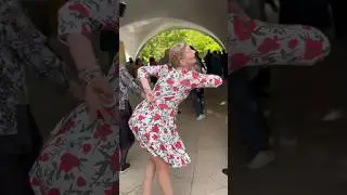 Танцуем  величественную кадриль 