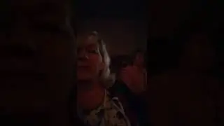 Поёт Леонид Бобров..
