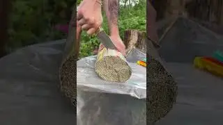 Нож против четырех ковриков! 