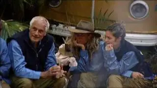 I'm a celeb- Swamp sporn chest task [High Quality]