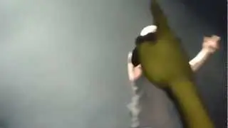 LIVE CHRIS BROWN @ BERCY 06/12/12 (dont judge me)